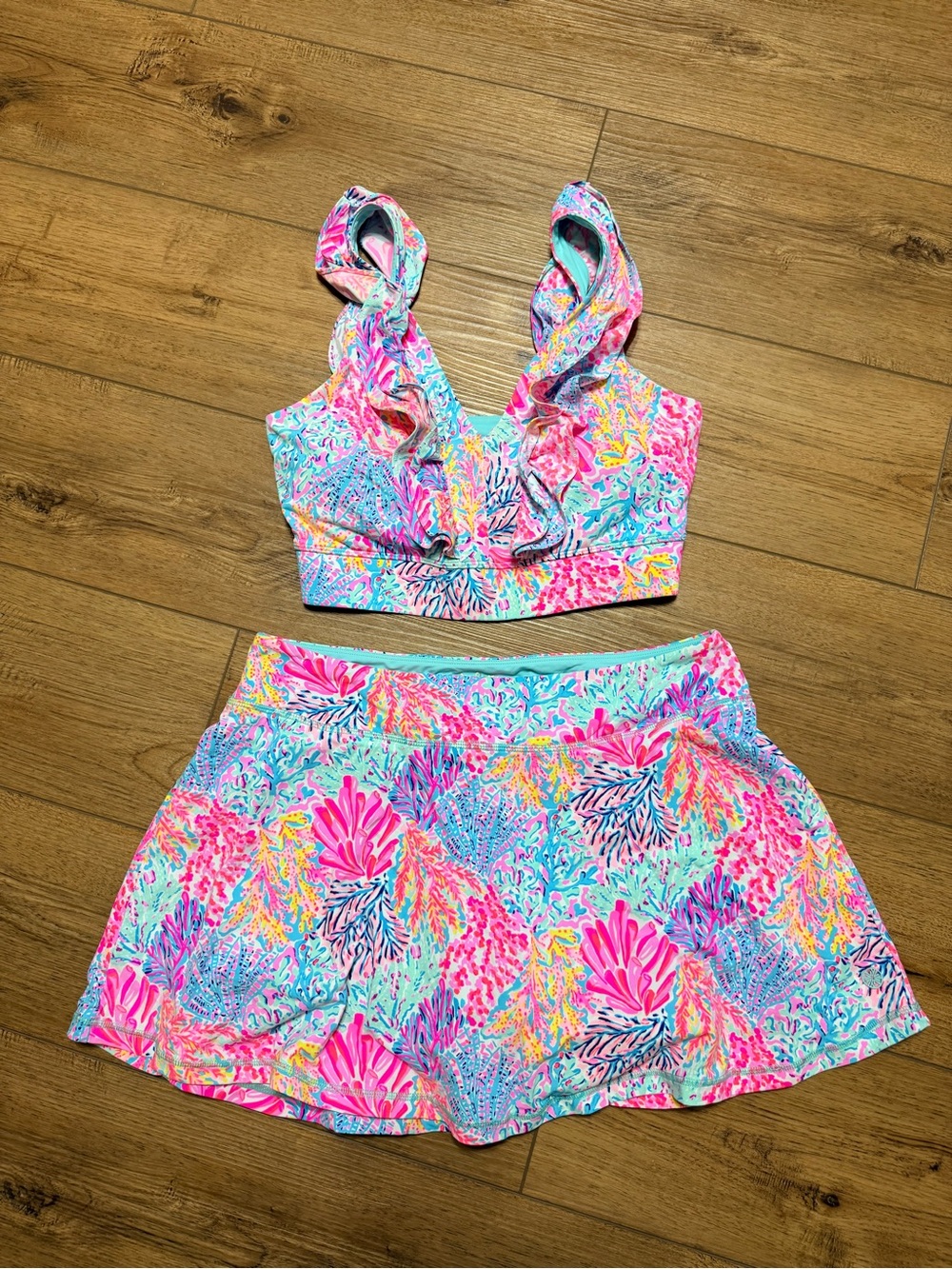 Lilly Pulitzer Aqua & Pink Floral Trim Swim Top size M and swim bottom size L
